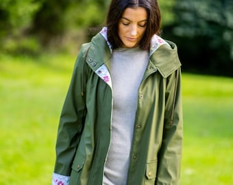 Olive green raincoat Waterproof Windproof Hooded Women's Coat with long sleeve and large pockets