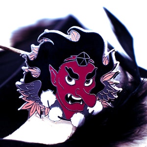 Tengu - Yokai enamel pin