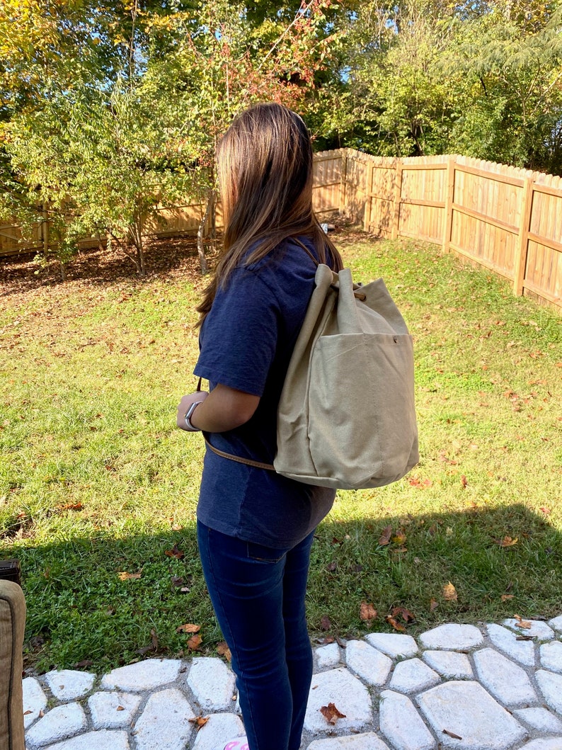 Custom Canvas Drawstring Backpack Keepers of the Lost Cities. Black Swan