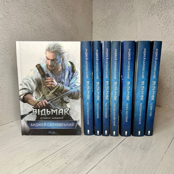 The Witcher Book Series: 8-Book Box Set By Andrzej Sapkowski (Gollancz, Paperback)