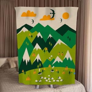 Ukrainian Mountains Throw Blanket – Carpathian Lizhnyk – Hutsul Decor – Made in Ukraine – Ukrainian Gifts – Tapestry Wall Art