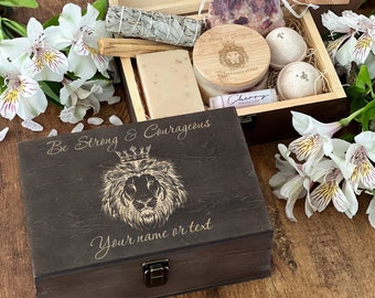 Be Strong And Courageous, Custom Box, Personalized Wooden Box, Lion, Birthday Box, Gift For Friend, Gift Box, Memory Box, Keepsake Box