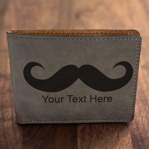 Schnurrbart-Gravur Brieftasche: Schrullig & Spaß - Perfekt für Bruder, Papa, besten Freund am Geburtstag, Weihnachten, besondere Anlässe