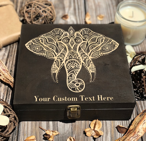 LAUBLUST Scatola dei ricordi del bambino - Giungla - Regalo personalizzato per il bambino | Taglia M, ca, 30 x 20 x 14 cm, Naturale - Scatola decorativa in legno con coperchio, FSC