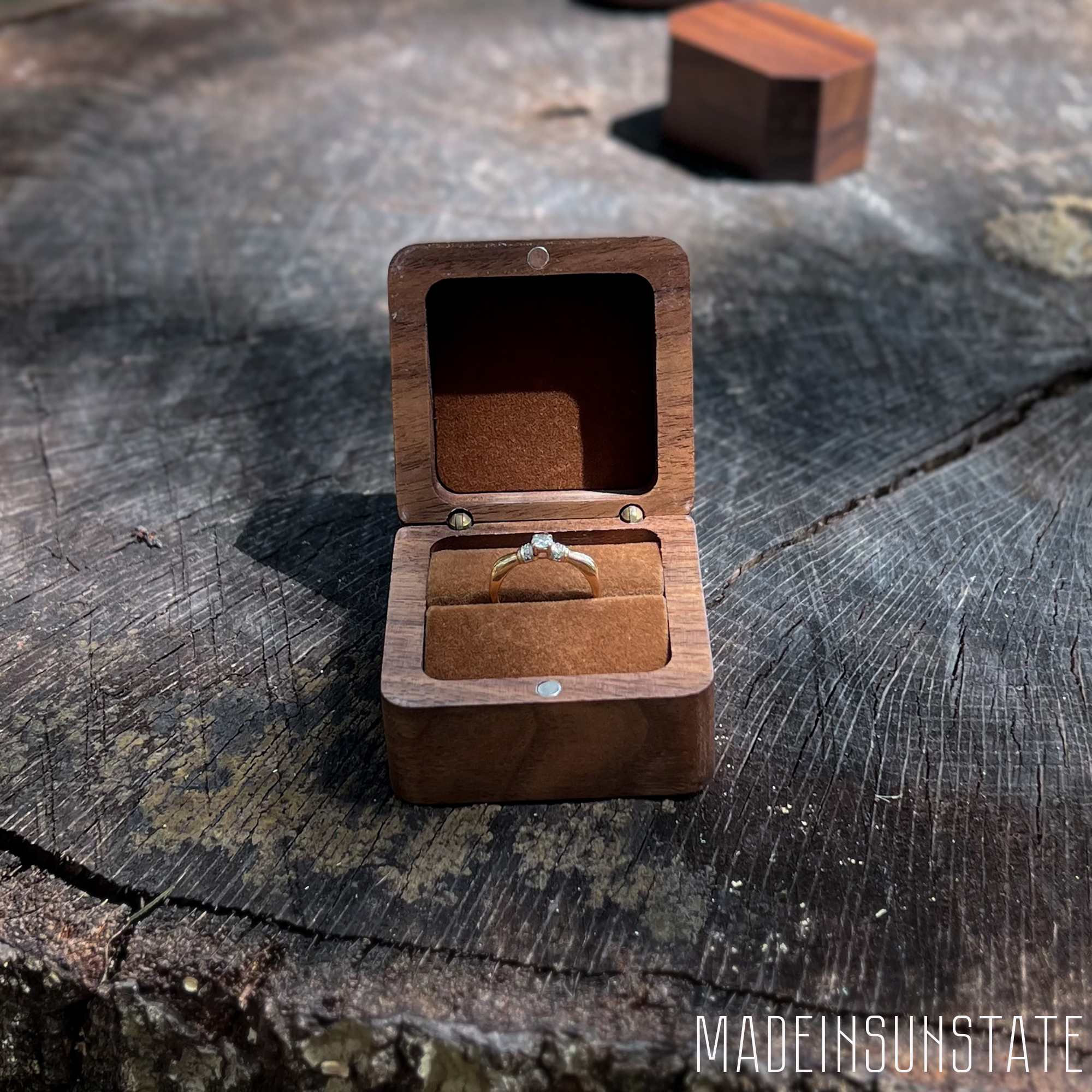 Wooden Ring Box - Names and Date Design 1 – Bride and Bow