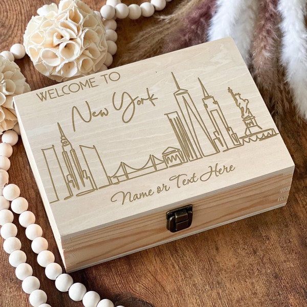 Welcome to New York": Personalized Memory Box, Custom Name Keepsake - Wooden Gift for Friends, Unique City Souvenir