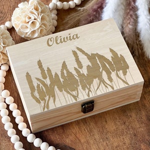 Wooden Box, Custom Name Box, Personalized Box, Keepsake Box, Friend Gift, Wooden Anniversary Gift, Engraved, Gifts For Friend, Unique Box