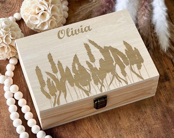 Wooden Box, Custom Name Box, Personalized Box, Keepsake Box, Friend Gift, Wooden Anniversary Gift, Engraved, Gifts For Friend, Unique Box