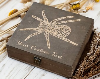 Custom Text Engraved Spider Wooden Box - Artistic Keepsake for Arachnid Lovers, Unique Memory Case