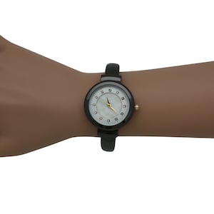 NIMI Thin Metal Bangle Watch
