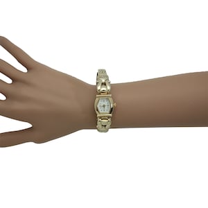 NIMI Antique Details Elegant Bangle Watch