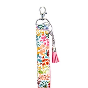 Flower keychain | Floral Keychain Wristlet | Key Fob Wristlet | Garden floral keychain