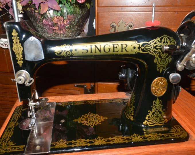 1922 Vintage Singer Model 127 Sewing Machine Documented New Finish