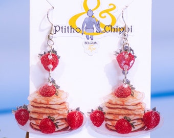 "Strawberry pancake" earrings from the Ptitho & Chippi breakfast theme, homemade earrings in crazy resinated plastic