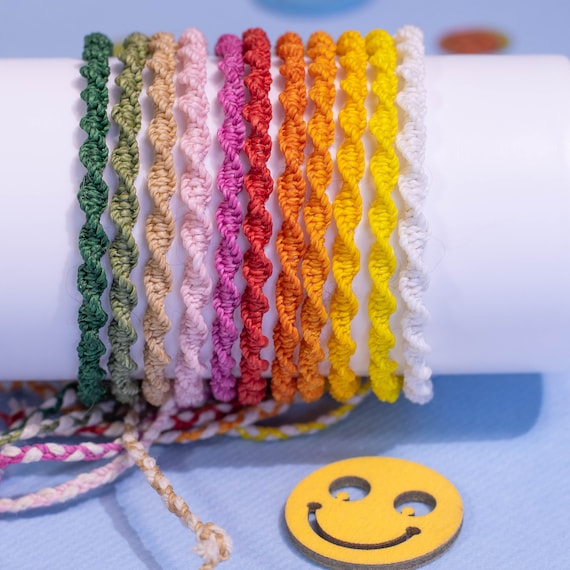Adjustable Unisex Twisted Macrame Bracelet, Friendship Bracelet