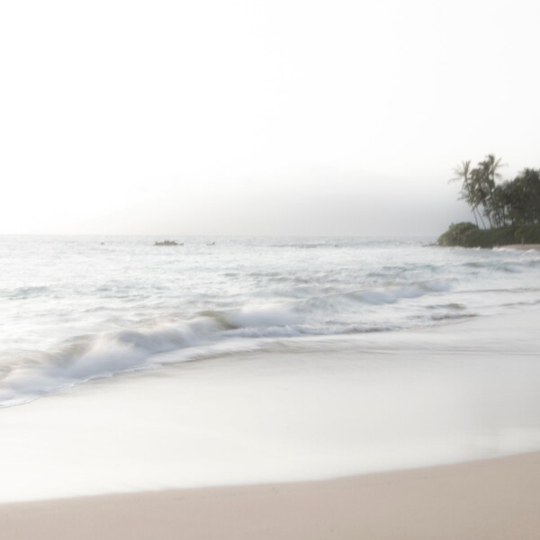 Peaceful, Hawaiian, Beach, Palauea, Soft, Haze, Waves, Palm Trees, Maui, Morning, Blue, Gray, Sand, Silky, Cloudy, Overcast