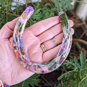 Horseshoe with Horsehair and Flowers - Memorial or Keepsake