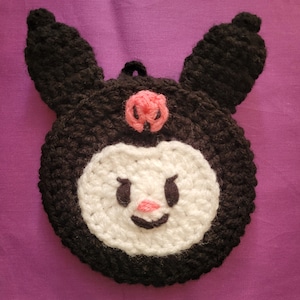 Cartera de ganchillo Kuromi hecha a mano – Monedero kawaii inspirado en Sanrio – Monedero bonito para efectivo y tarjetas – 11,4 x 15 cm