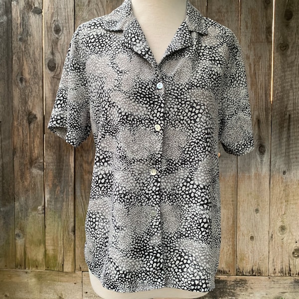 Women’s blouse vintage Sears E.K. designs