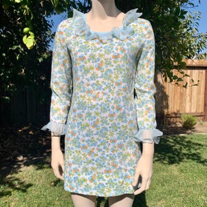 70s Spring Floral Mini Dress with Ruffle