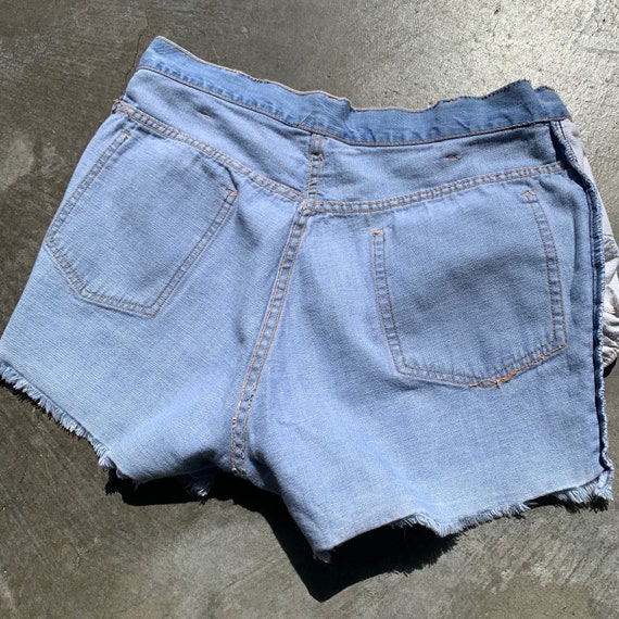 Vintage 70s Light Wash Denim Cutoff Shorts, Weste… - image 10