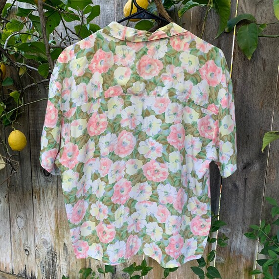 Vintage Womens Pink Floral Blouse - image 10