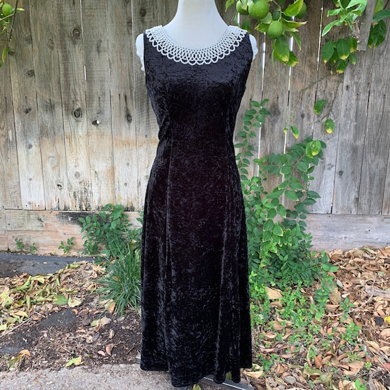 Vintage Black Velvet Dress Pearl Neck Detail Maxi… - image 1