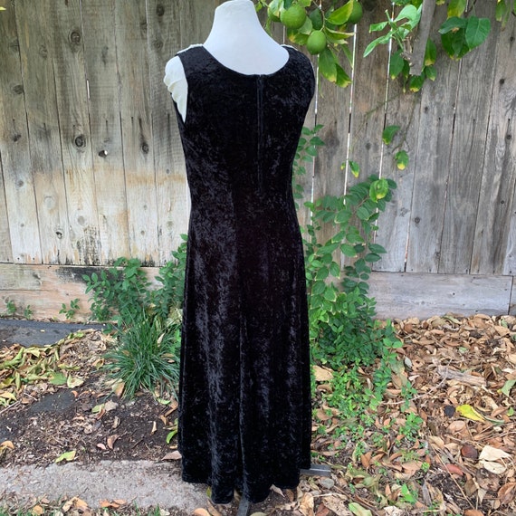 Vintage Black Velvet Dress Pearl Neck Detail Maxi… - image 7