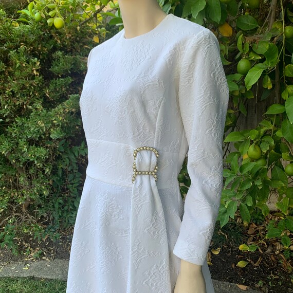 1960s White Wedding Dress - image 5