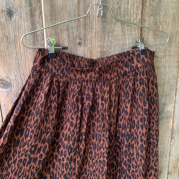 Vintage Sag Harbor 90s Maxi Skirt with Cheetah/Le… - image 10