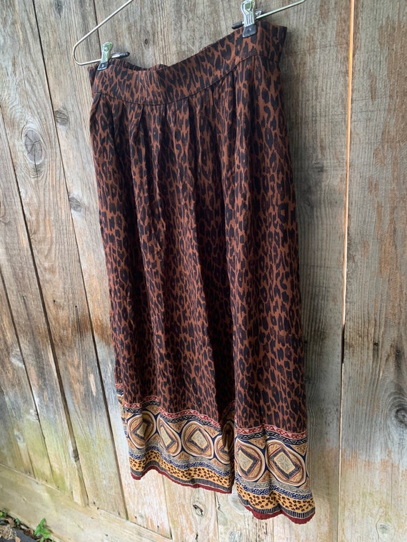 Vintage Sag Harbor 90s Maxi Skirt with Cheetah/Le… - image 5