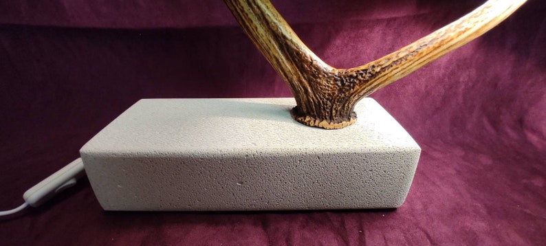 cell concrete base Lamp to lay in real deer antlers decors rustic country countryside cottage Great model
