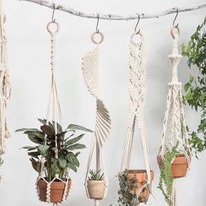 Macrame plant hanger Hanging planter Large wall planter indoor Plant pot holder Rope crochet ceiling planter Boho decor Plant lover gifts