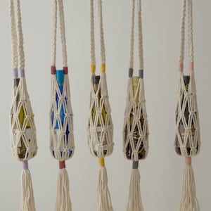 Porta vino Bolsa para vino Bolsa de vino de macramé Botellero Colgador de frutas y verduras Cesta para cebollas Cesta colgante Porta botellas de crochet Cesta de pared Cocina Boho