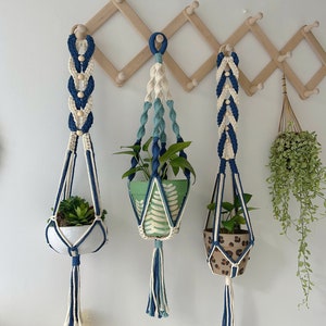 Macrame plant hanger Indoor garden decor Large hanging planter Plant holder Pot Hanger Hanging basket, Wall planters, Plant lover gift