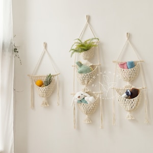 Hanging fruit basket Macrame fruit basket Hanging fruit hammock Boho kitchen bathroom storage Macrame wall plant hanger Gifts for mom