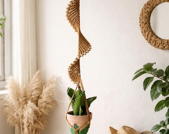 Spiral macrame plant hanger Large hanging planter Boho plant hanger Indoor ceiling plant hanger Wall planter Gifts for her Plant lover gifts