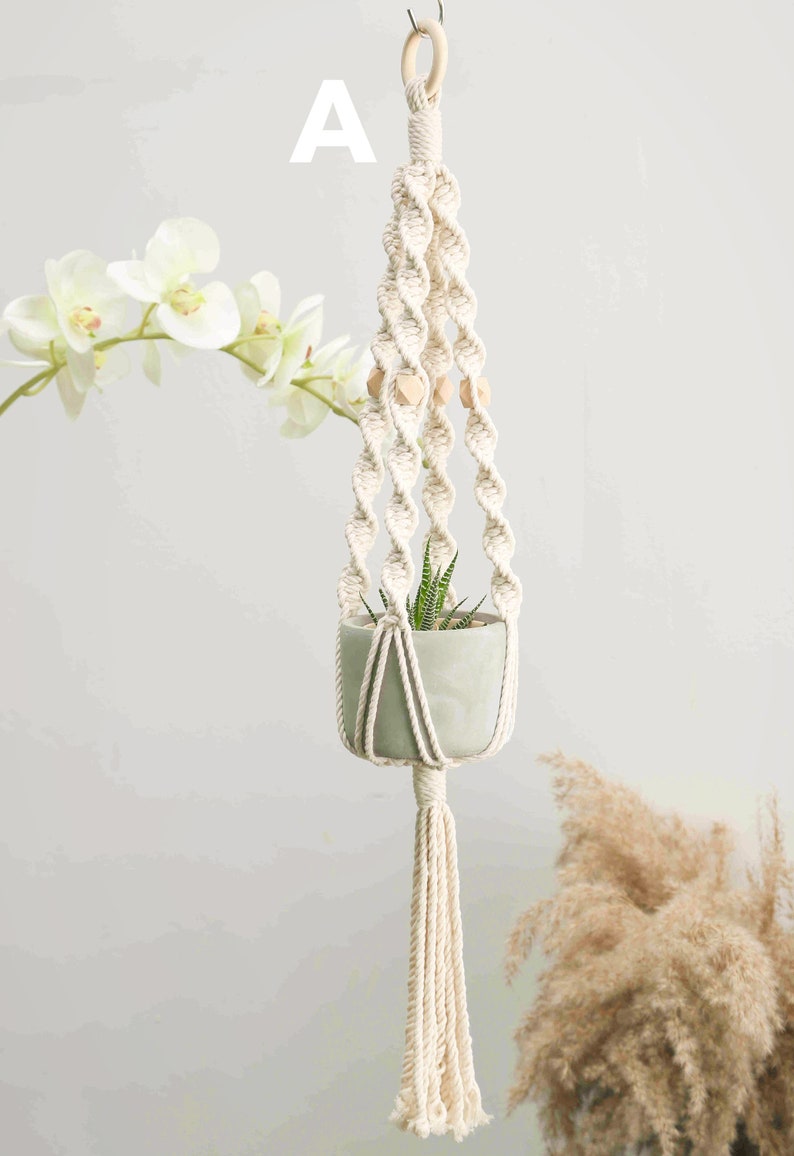 Macrame plant hanger Hanging planter Indoor garden decor Wall planter Small pot holder, Macrame planter Rope planter Boho Plant lover gifts image 3