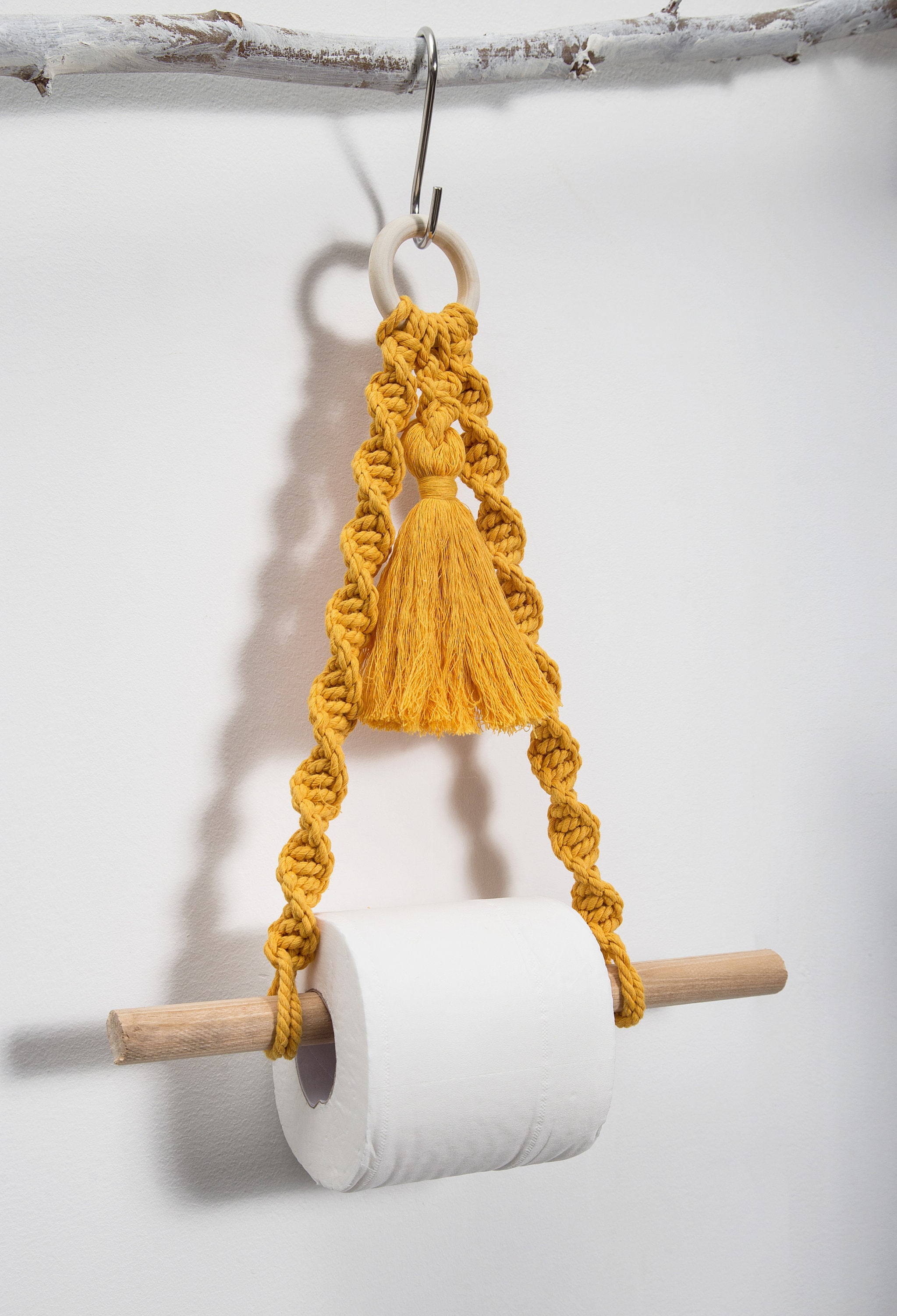 Держатели для панно макраме. Макраме аксессуары. Макраме в ванной комнате. Держатель для макраме. Грызунок макраме.