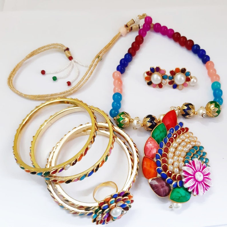 work wear Handmade Jewellery Stylish New Collection Ideal for Evening wear party wear Necklace Set For Girls