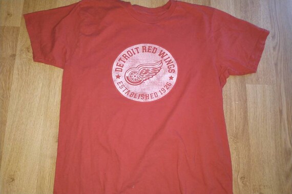 red wings shirt mens