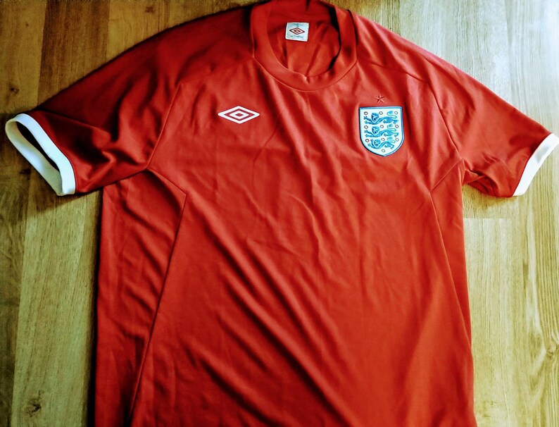 umbro england football shirt blue