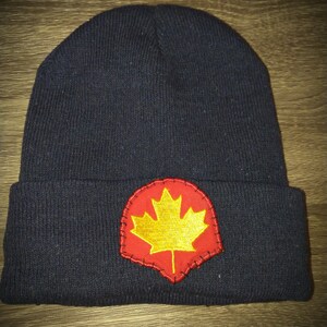 Vintage Canada Patch Winter Hat, adult small