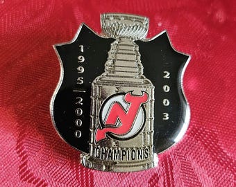 Vintage New Jersey Devils Stanley Cup pin