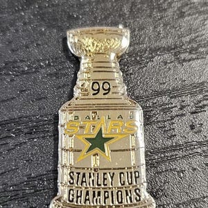 Vintage Dallas Stars 1999 Stanley Cup lapel sticker pin