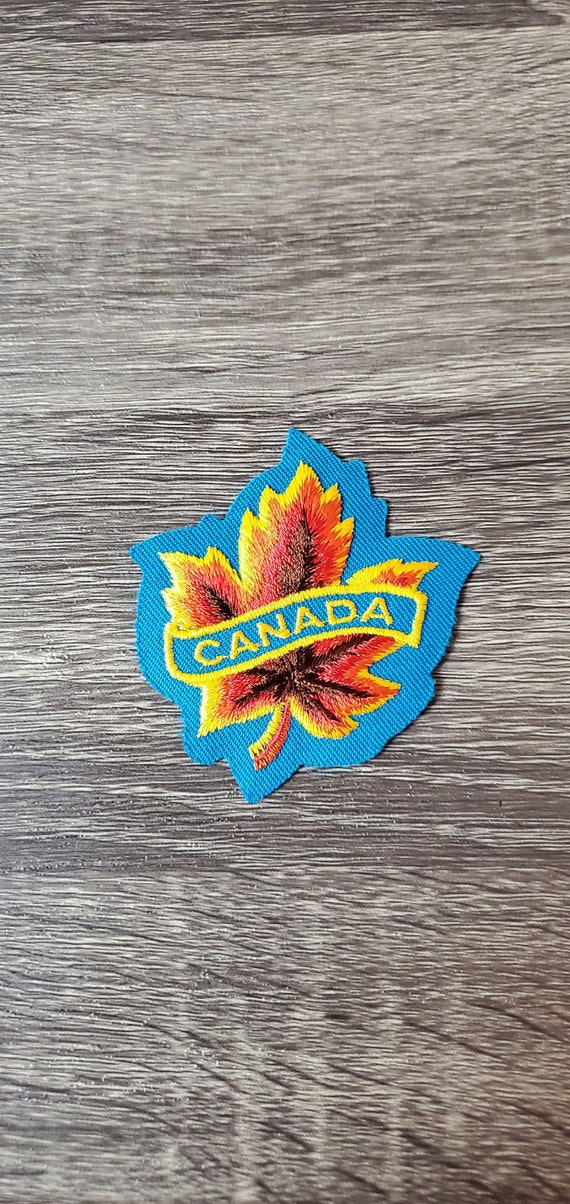 Vintage 90s Canada patch, Iron on back