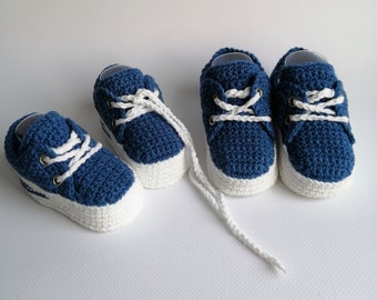 Crochet newborn baby  shoes. Blue cotton moccasins. Сrochet boots for newborns.