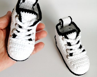 Patucos de bebé blancos de crochet: zapatillas de algodón para recién nacidos (9,5 cm)