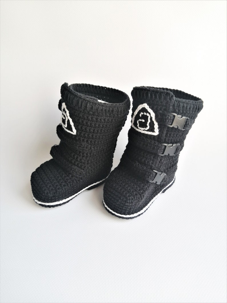 Off-road motorcycle boots for newborns. Crochet baby black cotton boots. High boots biker. Size 10cm. Racing baby shoes. Baby boots for bike image 3