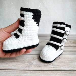 Baby motocross boots. Crochet baby white cotton boots. High boots biker. Size 10cm. Racing baby shoes. Baby boots for bike image 4